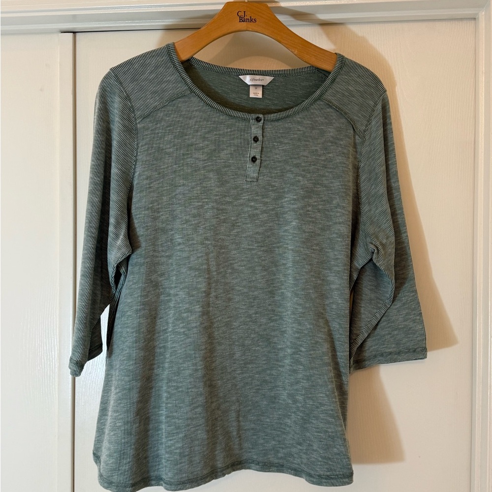 CJ Banks Green Button Down Women's Top